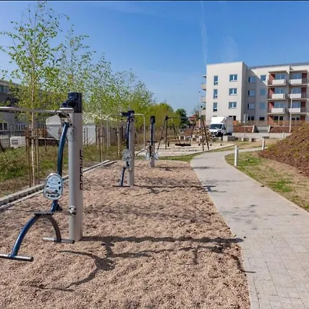 Rodzinny, 3 Pokoje, 65m2, Darmowy Parking, Place Zabaw, Silownia * Vratislav